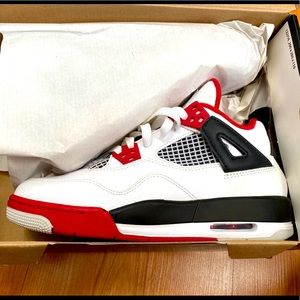 Jordan Retro 4.